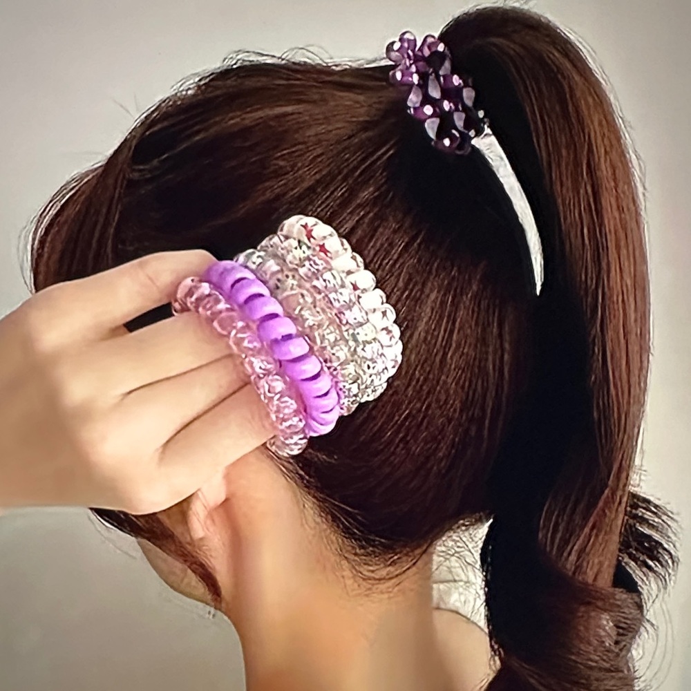Last Set of no crease ponytail Hair Ties. ( 6 ) your color choice. 🆕